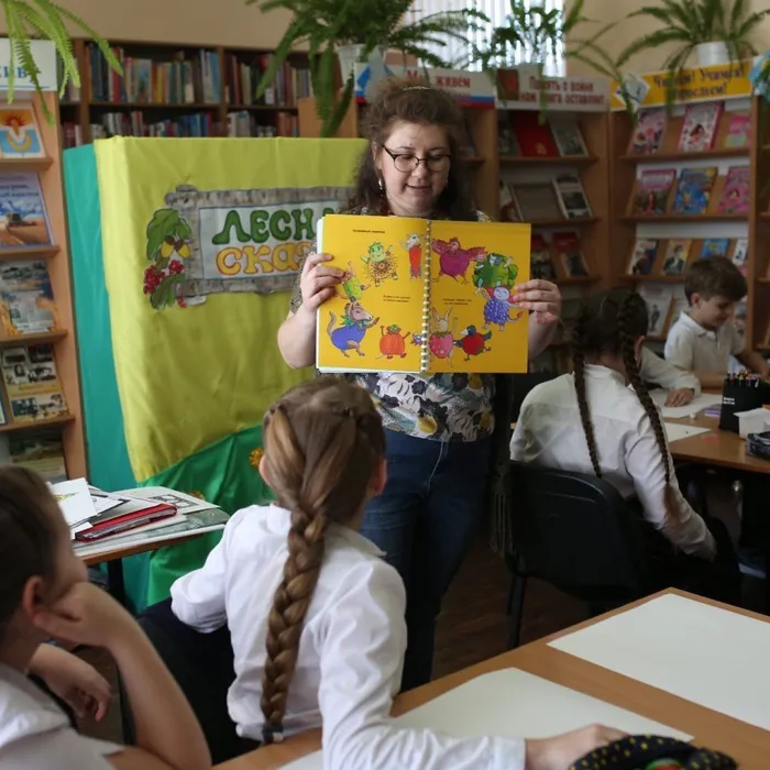 Встреча читателей библиотеки с краснодарской писательницей, журналистом и художником Айгуль Трофимовой